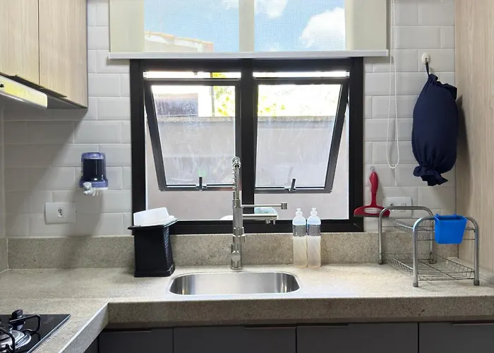 Palulu Flat Juquehy - O refúgio perfeito para casais e famílias - Área de Lazer com Piscina e Sauna - Garagem Subterrânea - Serviço de Praia