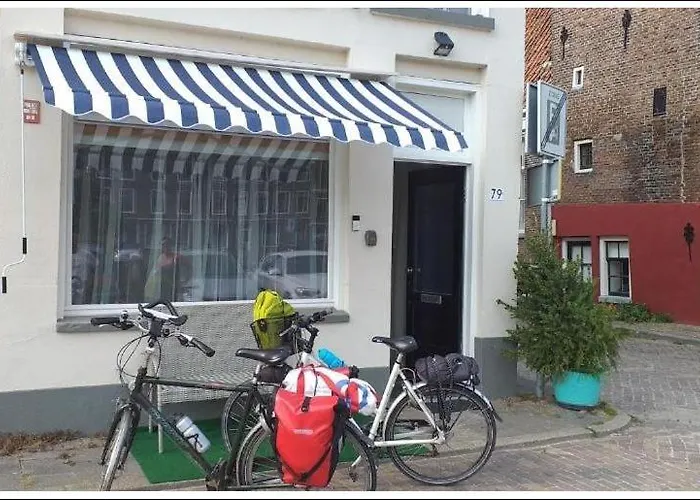Thorbecke Canal View 45M2 Loft