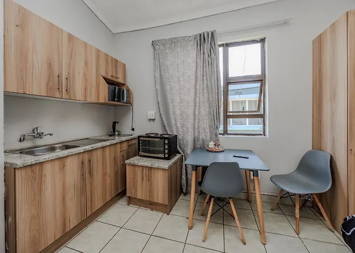 Phindulo Bed And Breakfast
