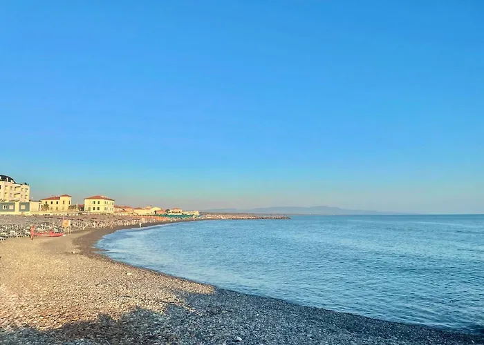 Residence With Swimming-Pool In Marina Di Cecina Just 700 Meters From The Beach