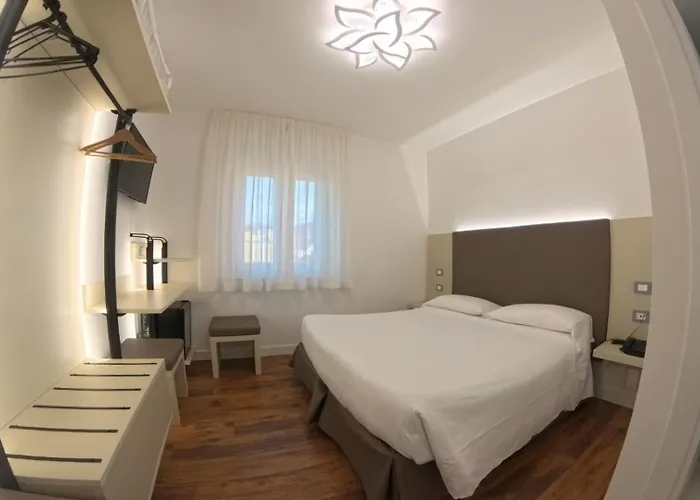 Hotel Aurora