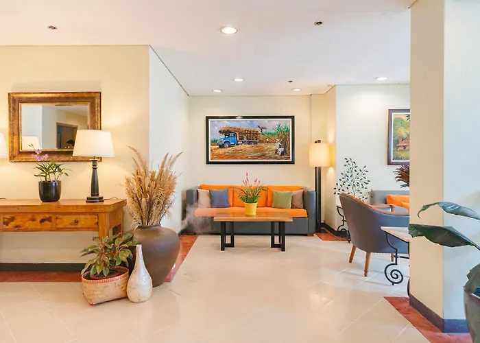 Microtel By Wyndham Tarlac