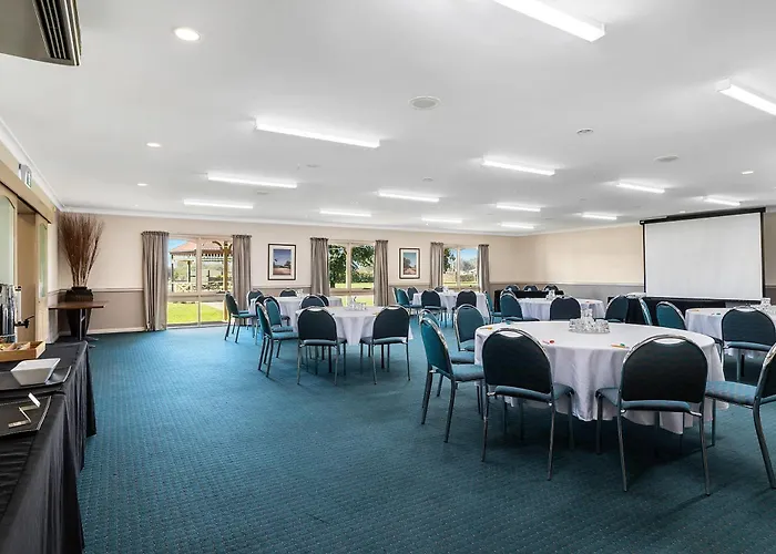Quality Inn Carriage House