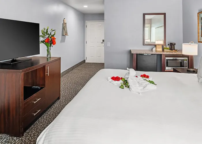 Morro Shores Inn And Suites