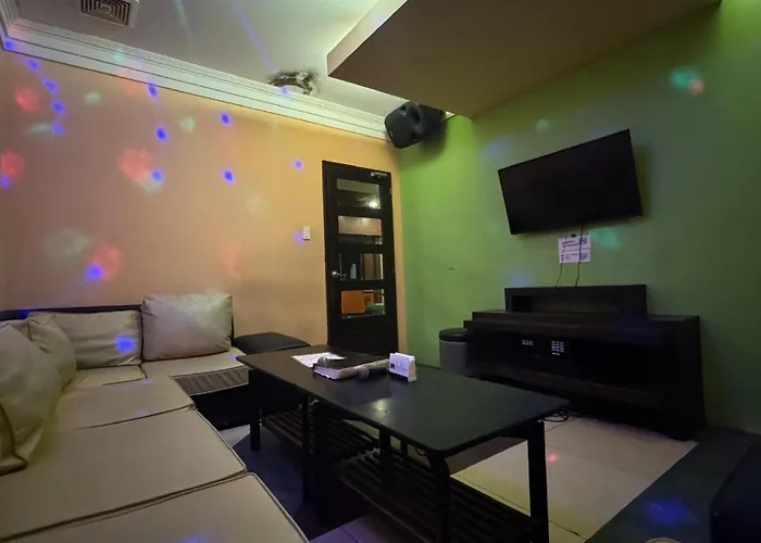 Mo2 Westown Hotel - Mandalagan