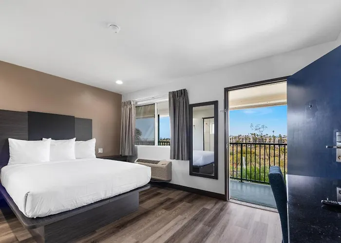 Oceanside, CA – Marina / Camp Pendleton