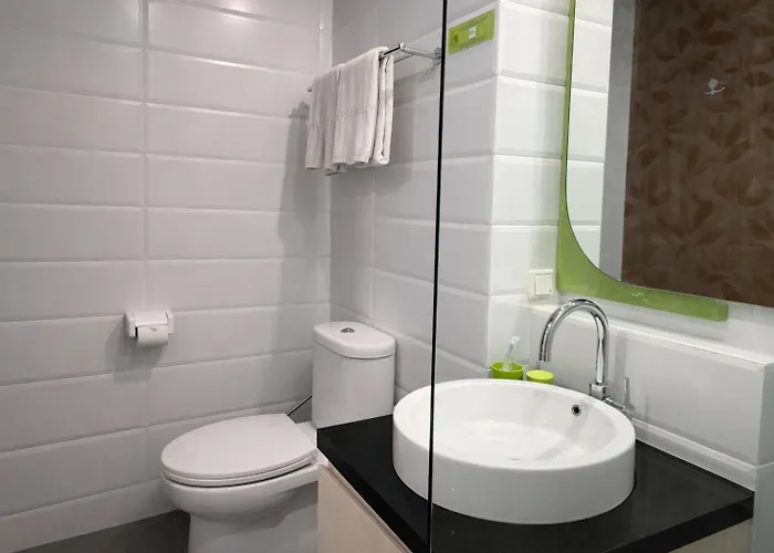 Dk Belstar Hotel Belitung