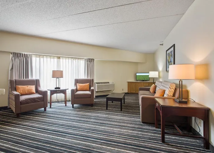 Crossroads Hotel And Huron Event Center