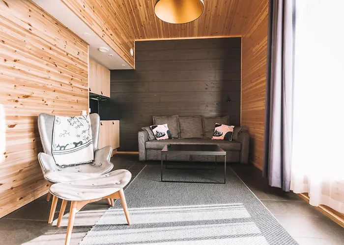 Star Arctic Hotel & Activities