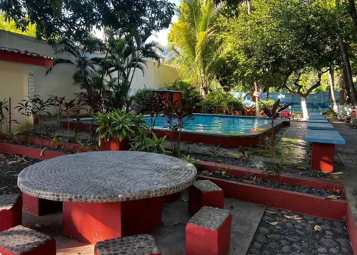 Hotel Rincon Familiar Con Piscina, Cerca De La Playa Y Restaurante