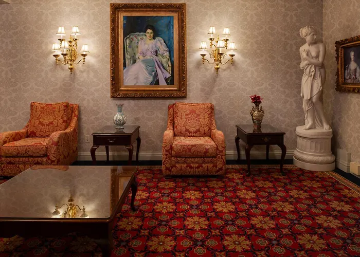 Carlyle Hotel
