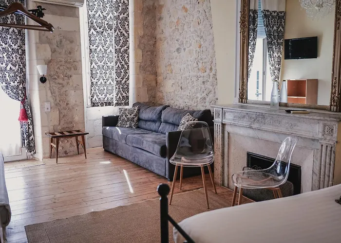 Hotel De La Paix