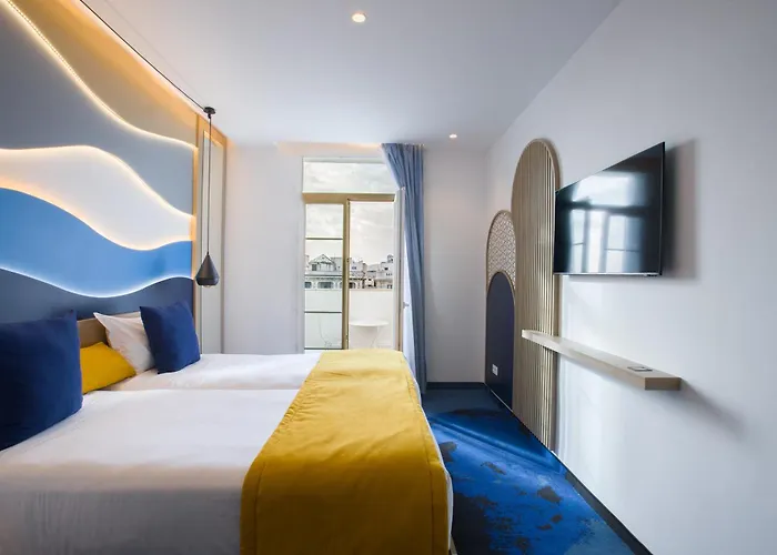 Hotel Carlton