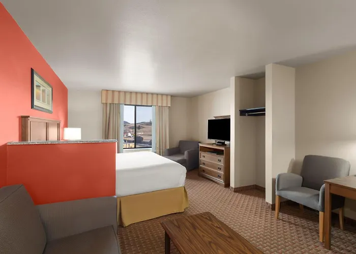 Baymont Inn & Suites By Wyndham Sturgis