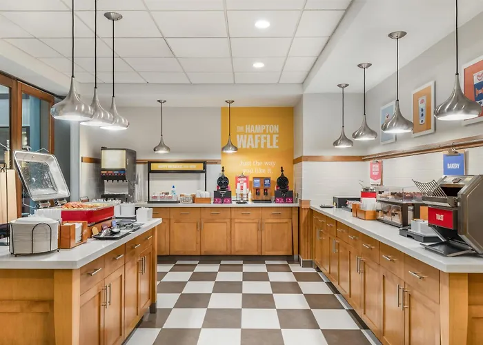 Hampton Inn & Suites Dallas/Plano-East