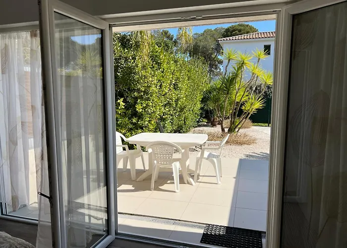 Appartements Les Pesquiers Hyères Plage