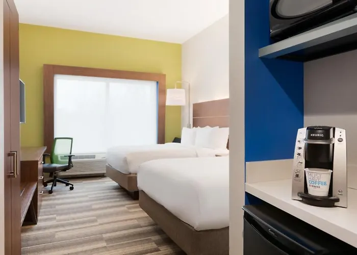 Holiday Inn Express & Suites - Cincinnati Ne - Red Bank Road By Ihg