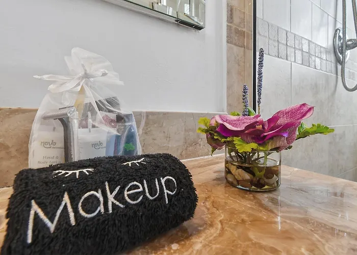 Orchid Suites - Historic Palm Beach Hotel Condominium