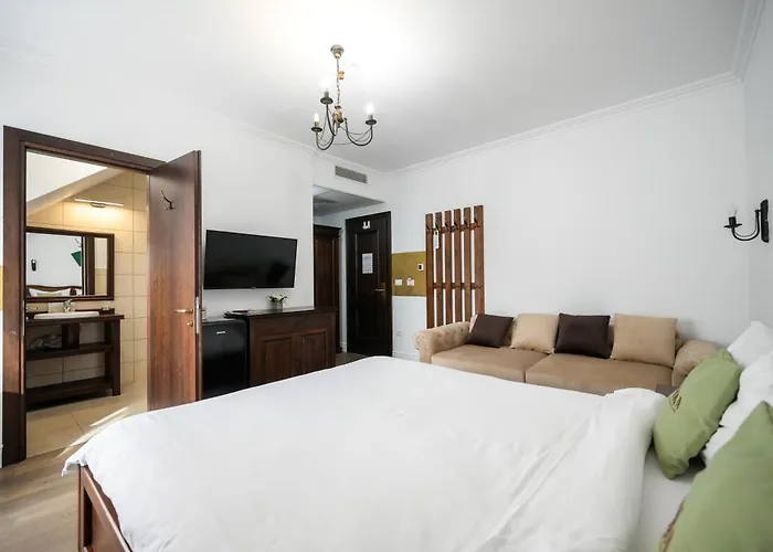 Hotel Yara