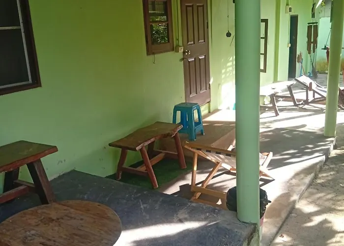 Hill Station Hostel At Chor Chaba