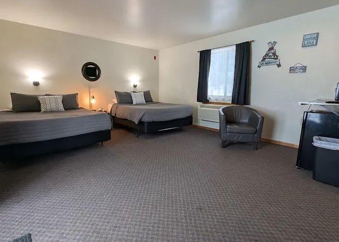 Fife Lake Lodge - Double Queen Room With Lake Access