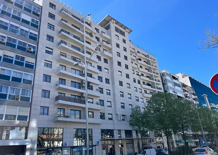 Portuguese Design Suites & Parking Lisboa