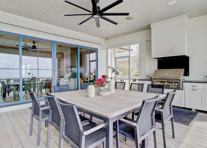 710 Ocean Boulevard By Avantstay