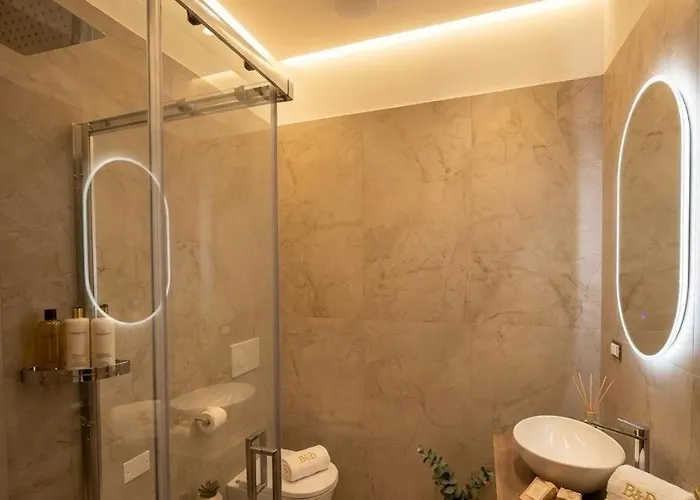 Guest House In Elegant Apartment Close To The Center