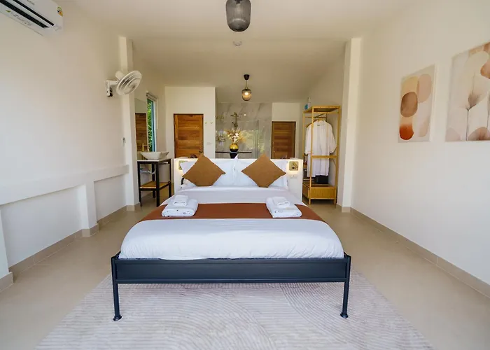 Aura Koh Tao