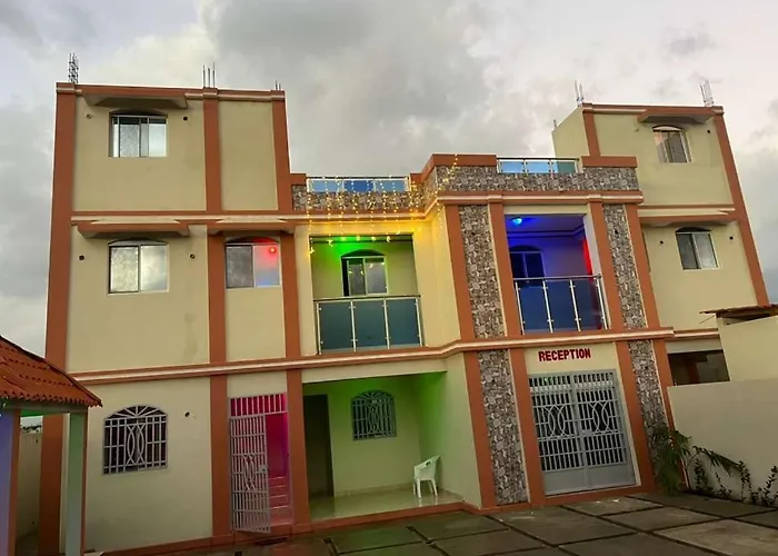 Darlouis Hotel