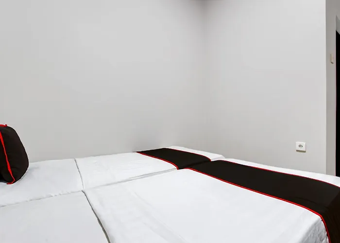 Oyo 95130 Poerto Lemon Guest House