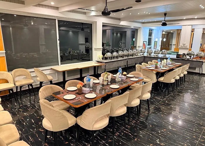 Grand Montis Hotel