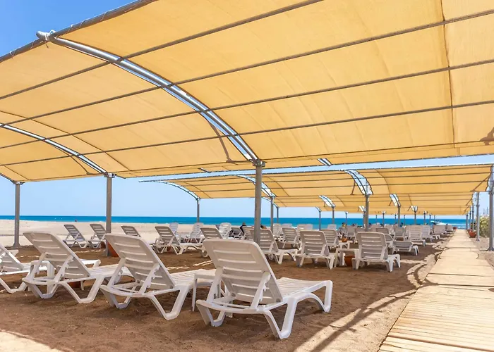 Palmora Lara Hotel