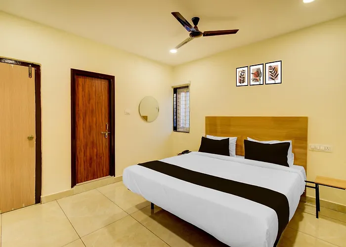 Hotel O Nivara
