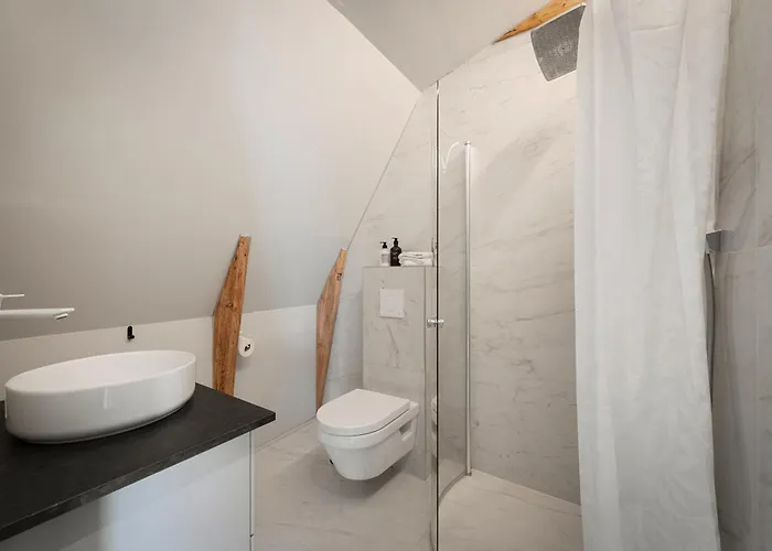 L Boutique Hotel