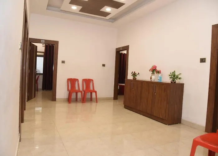 Hotel New M I Plaza