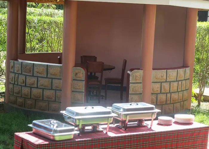 Paran Amboseli Resort