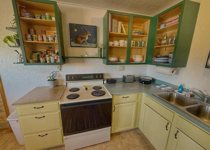 Lucky Seven Shared Kitchen, Sleeps 4 Mokee Motel