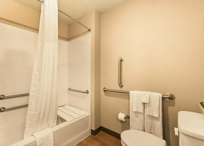 Livaway Suites Austin-San Marcos