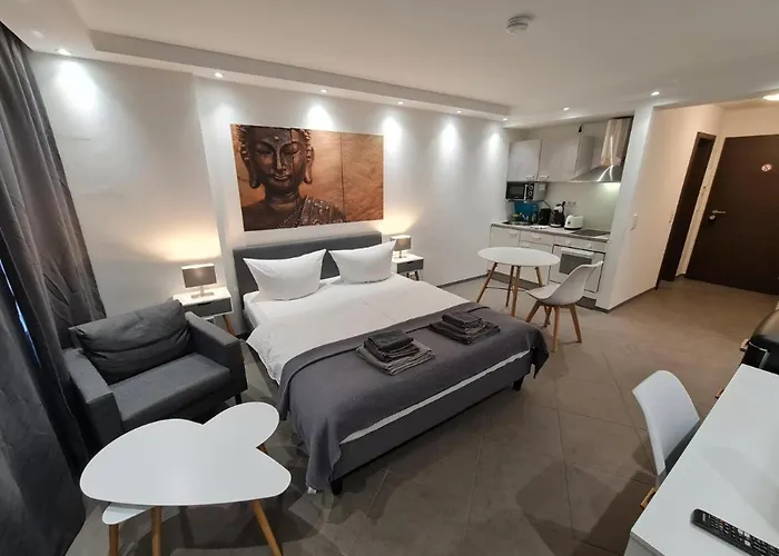 Check-Inn Hotel - Essen City 24-7H