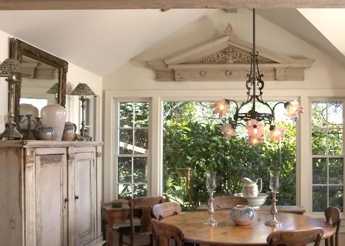 Sesachacha Cottage In Nantucket