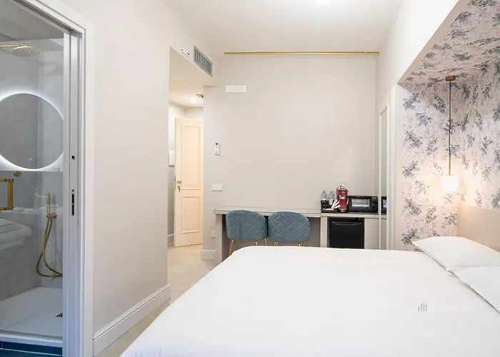 Piazza Duomo Guest House