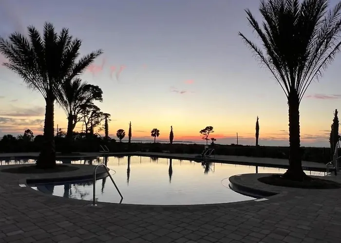 New 4Br Coastal Getaway W Beach Access Pool Gcart