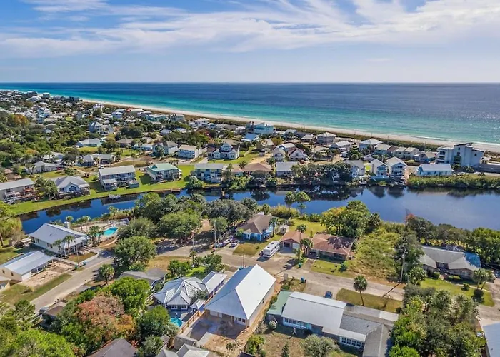 Blue Lagoon With Private Pool- Screened Porches Off Suites- 2 Blocks To Beach