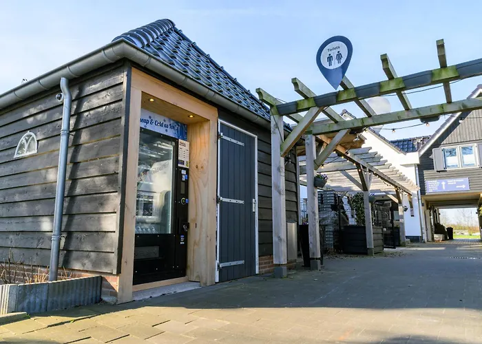 Giethoorn Old Art Hotel