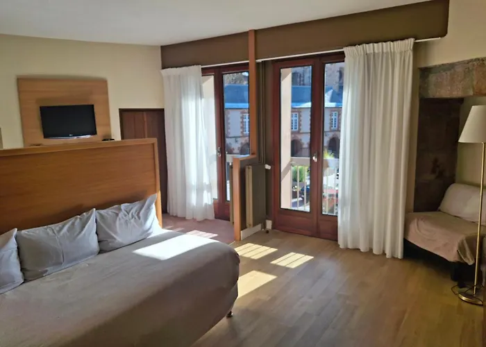Hotel Tour Maje
