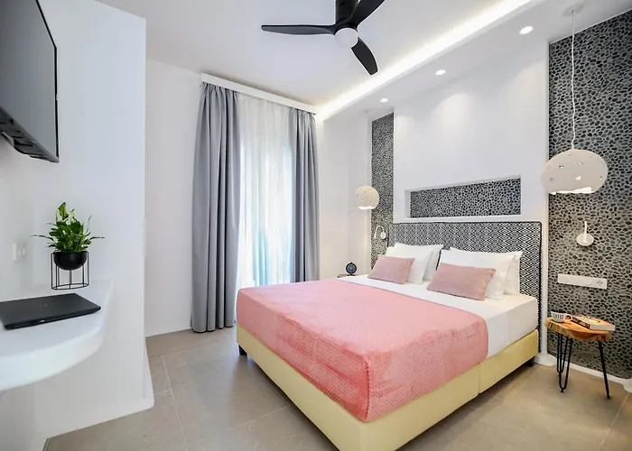 Naxos Palace Hotel