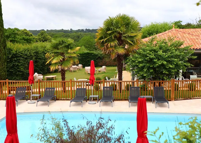 Hotel Le Mas De Castel - Piscine Chauffee