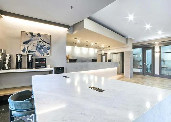 Sandman Hotel & Suites Kelowna