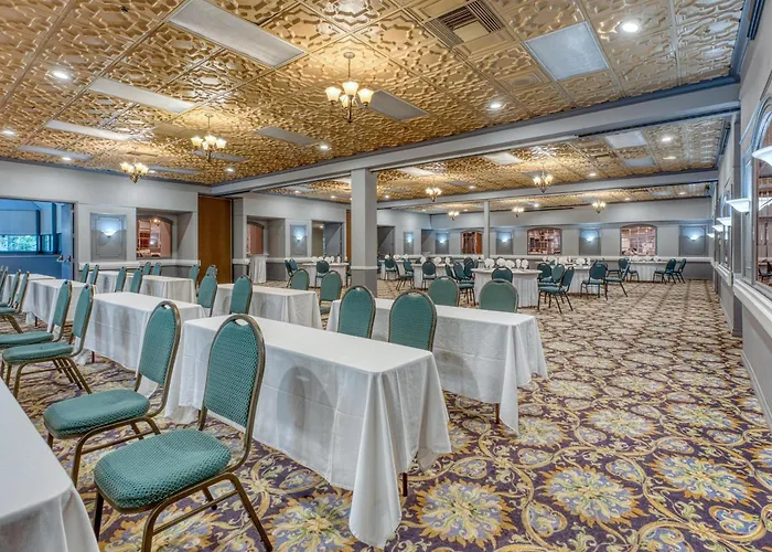 Surestay Plus Hotel By Best Western Reno Airport